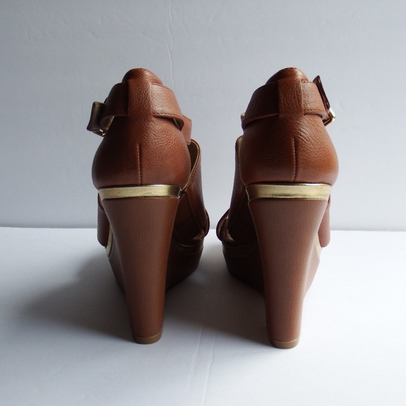 -SOLD- New INC Internatl Leather Wedge Sandal 7.5 - Picture 5 of 7